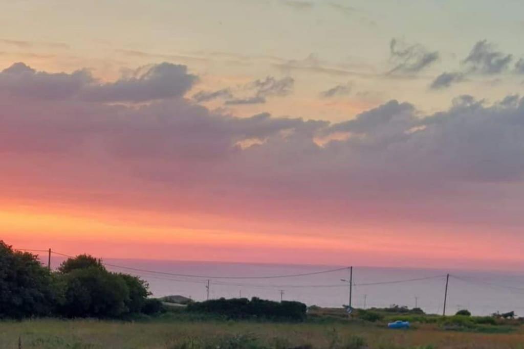 Sunset Place Lower Boscaswell ภายนอก รูปภาพ